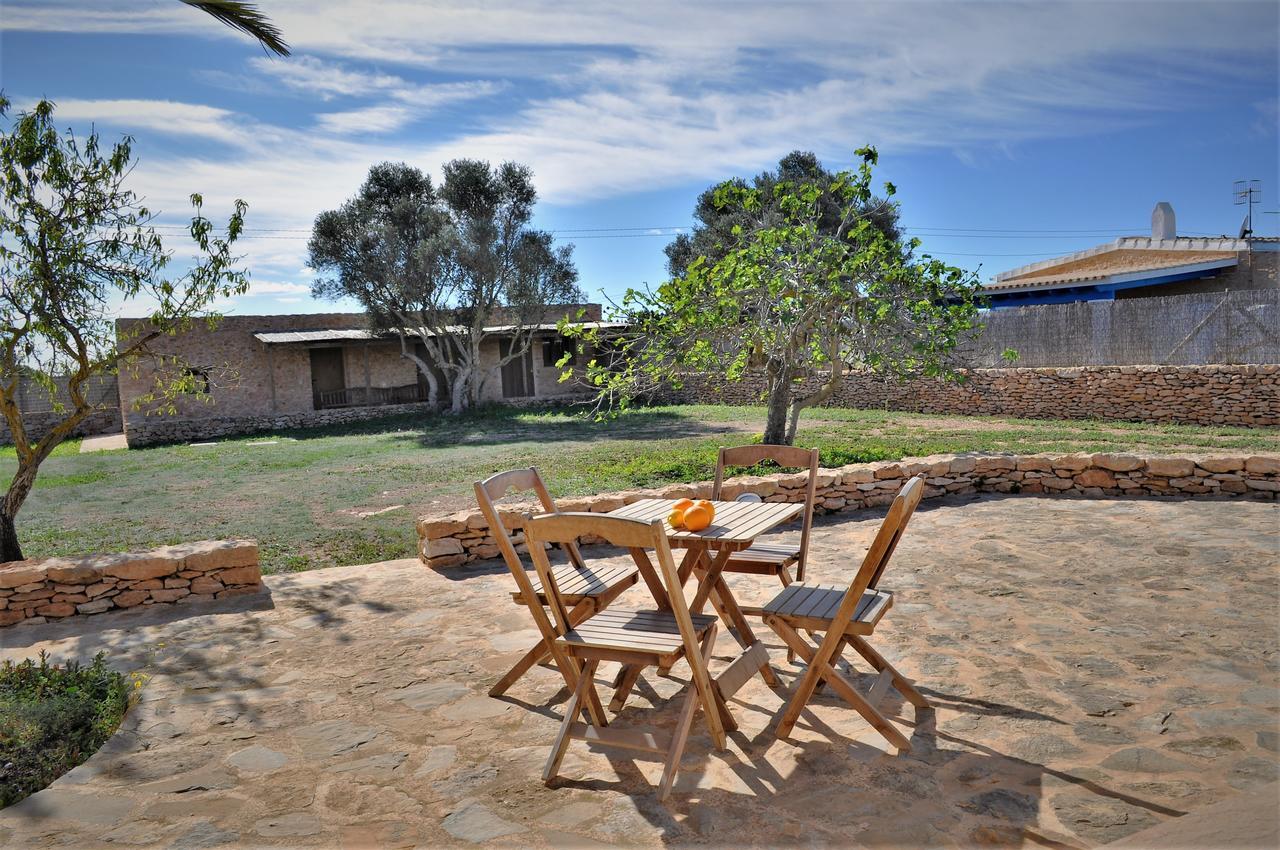 Siamoformentera Analissa Villa San Francisco Javier Buitenkant foto